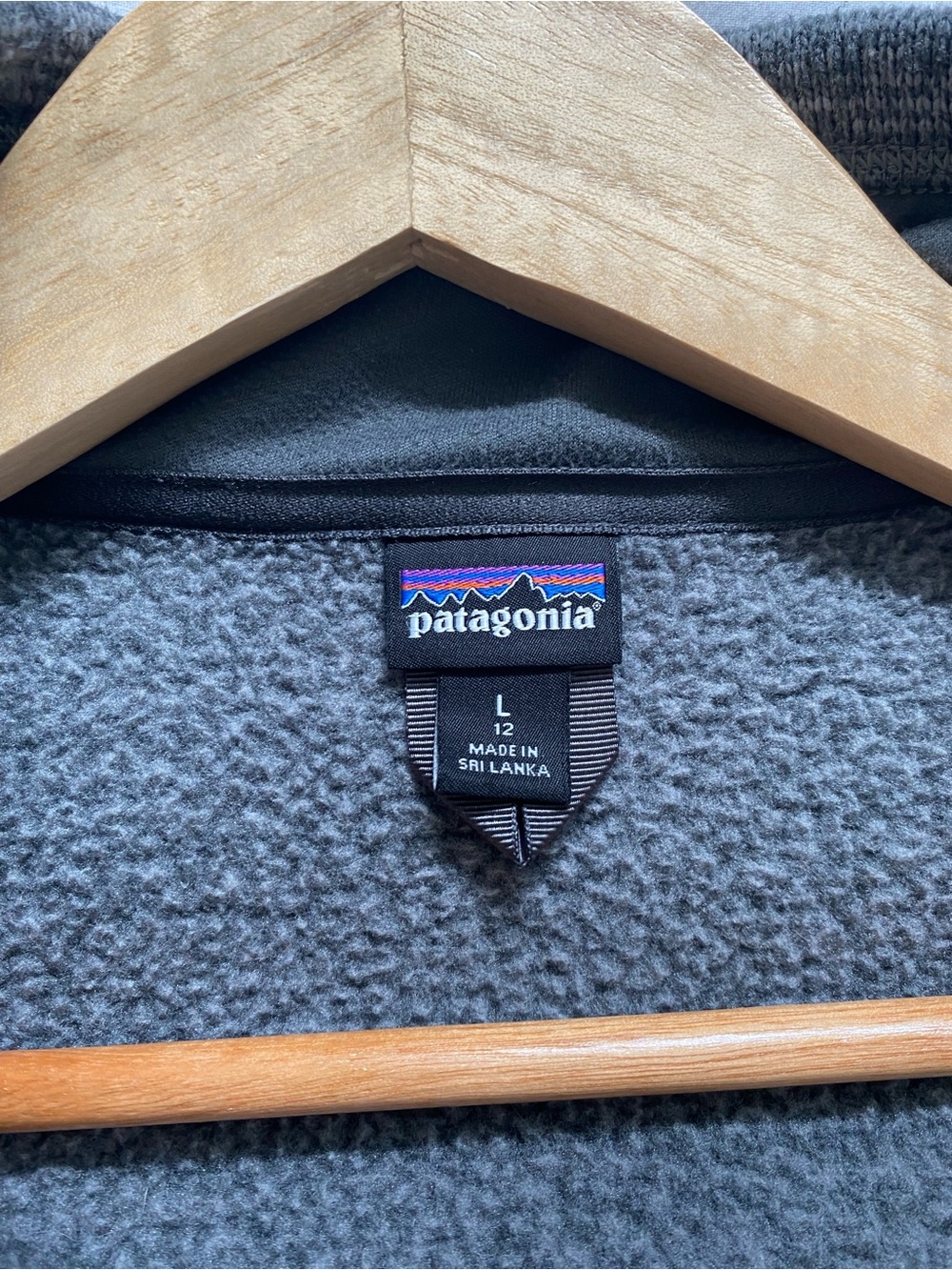 Patagonia Kids/Youth Gray Better Sweater Fleece Jacket, Sz 12 - Picture 3 of 4